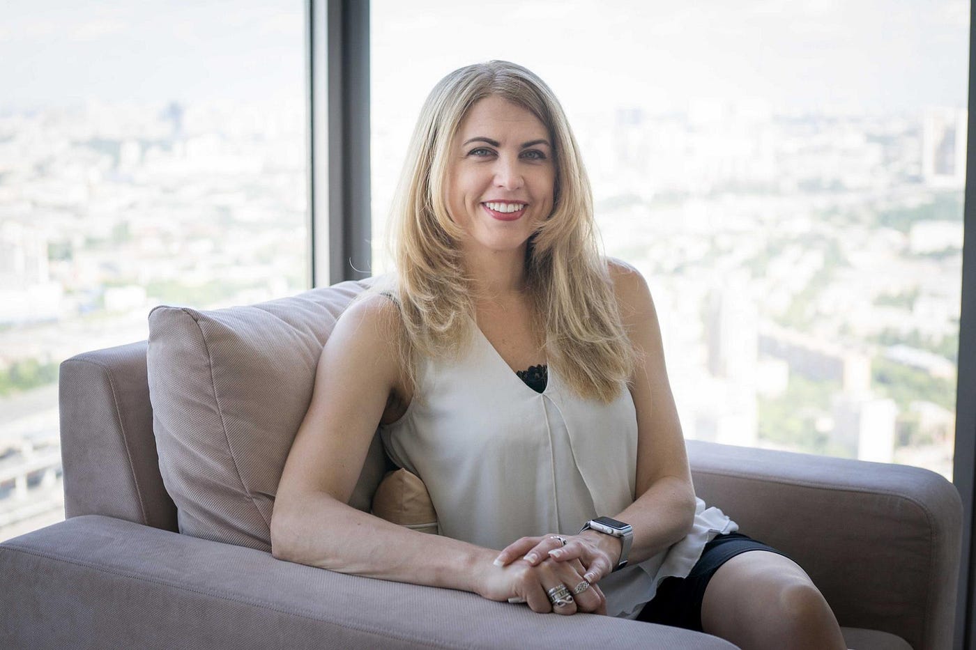 Liz Parrish, la mujer que se inyectó el futuro: ¿revolución antiedad o experimento temerario?