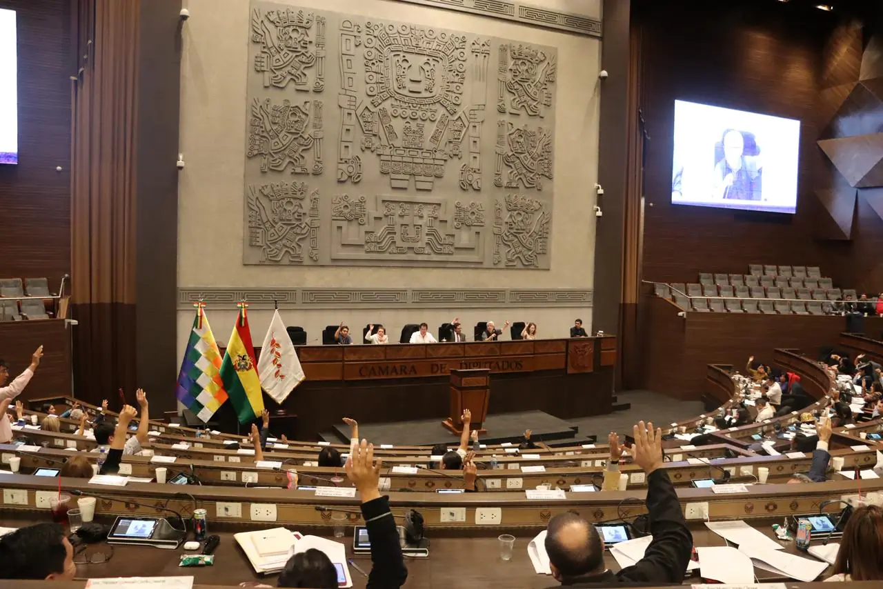 Diputados alertan por la escalada de discursos sesgados y ofensivos de Lara