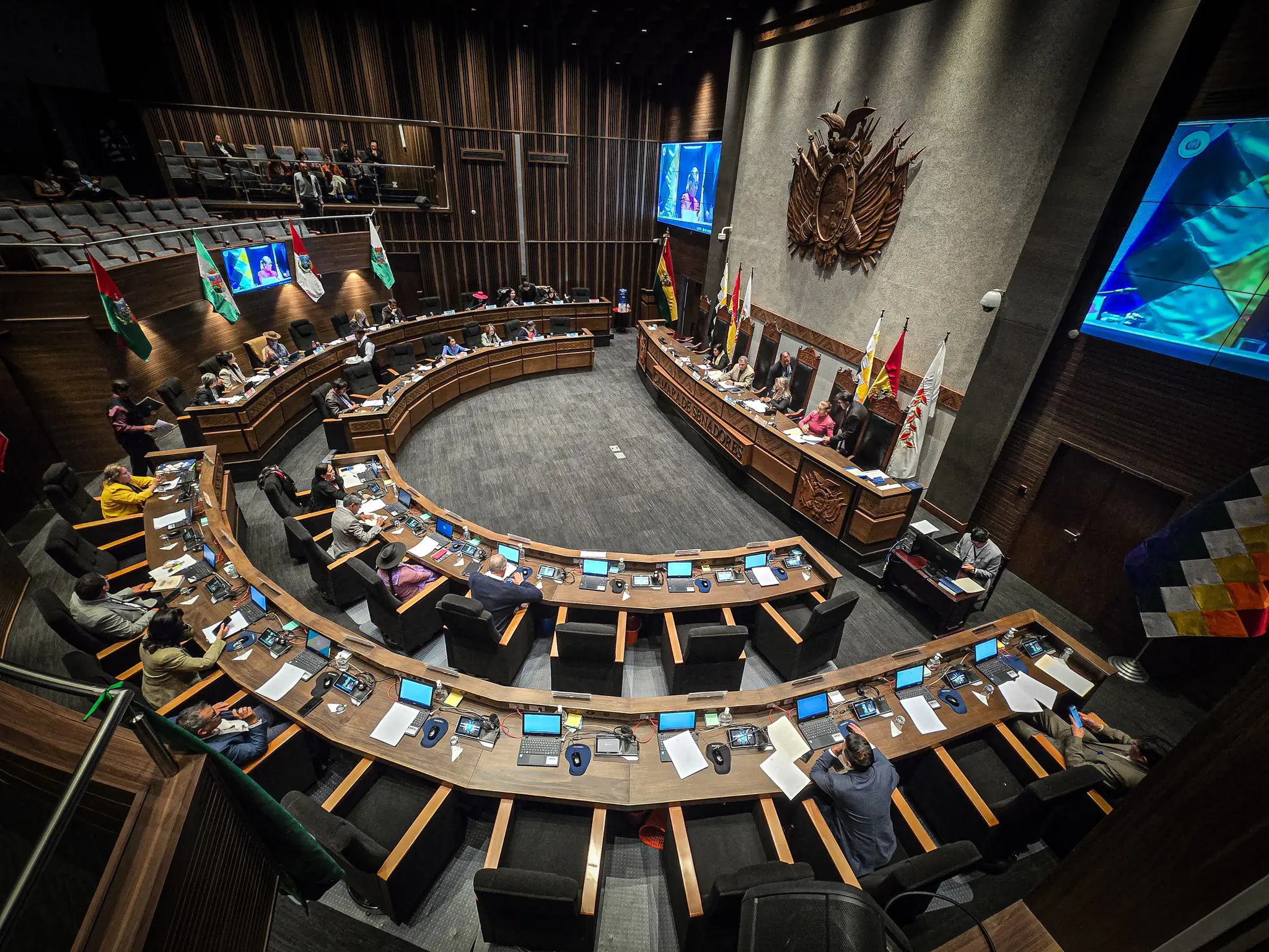 Senado aprueba ley que fortalece seguridad jurídica del productor