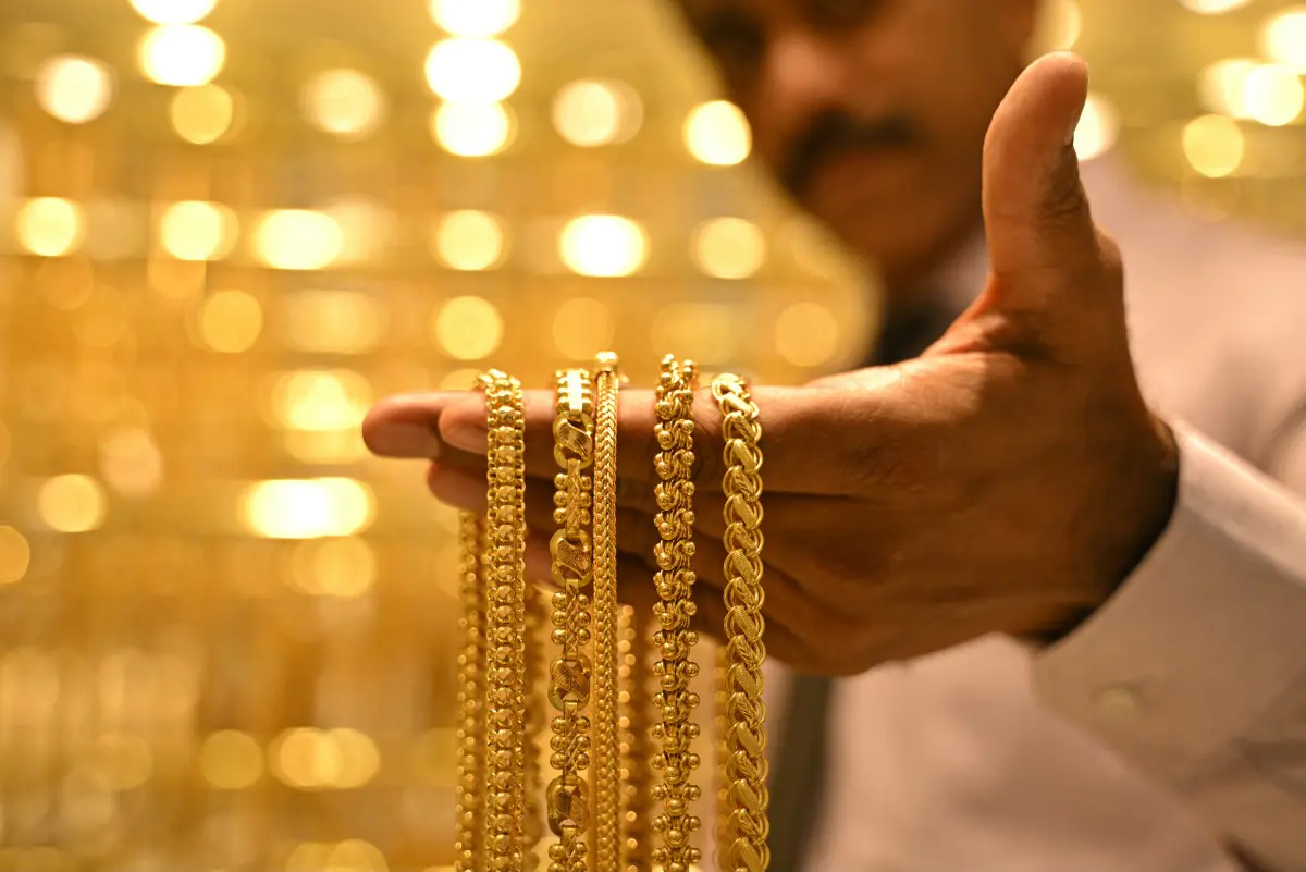 El oro supera los $us 4.500 por onza alcanzando un récord