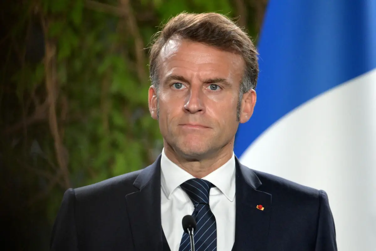 Francia planea prohibir las redes sociales a menores de 15 años