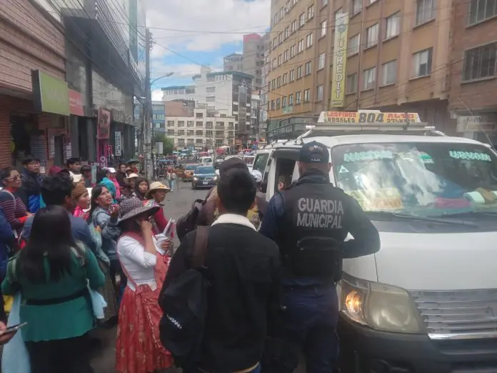 Se intensifican controles en cobro de pasajes en el municipio de La Paz