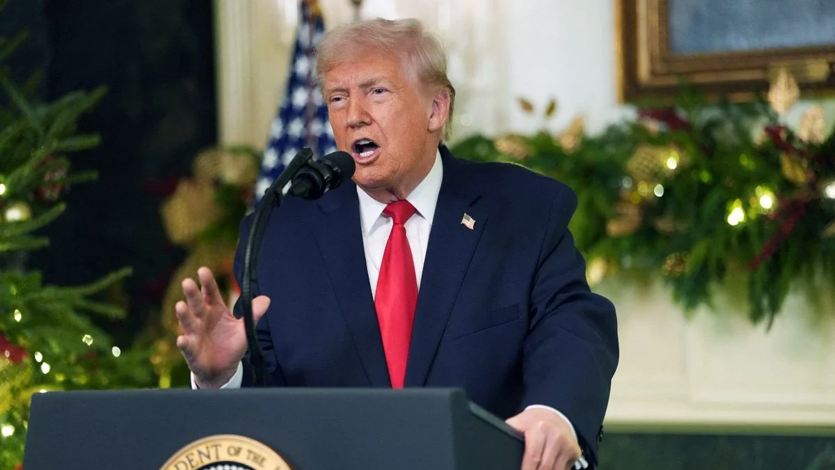 Trump ordena despliegue de agentes del ICE en aeropuertos tras falta de personal por cierre del Departamento de Seguridad Nacional