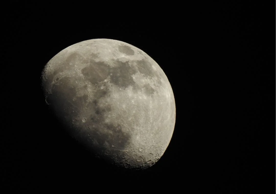 ¿Donald Trump pretende construir una base militar en la luna? Destinó recursos para “garantizar superioridad espacial”