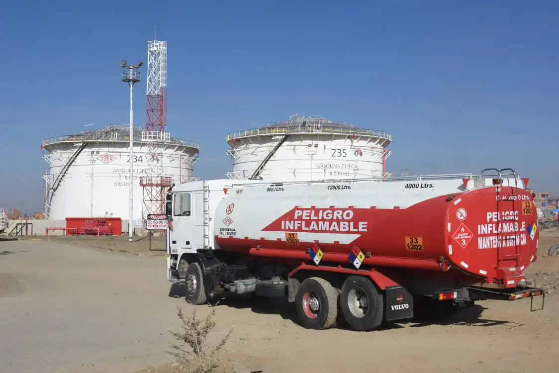 Stock de diésel sube a 3,5 días; gasolina alcanza para seis jornadas