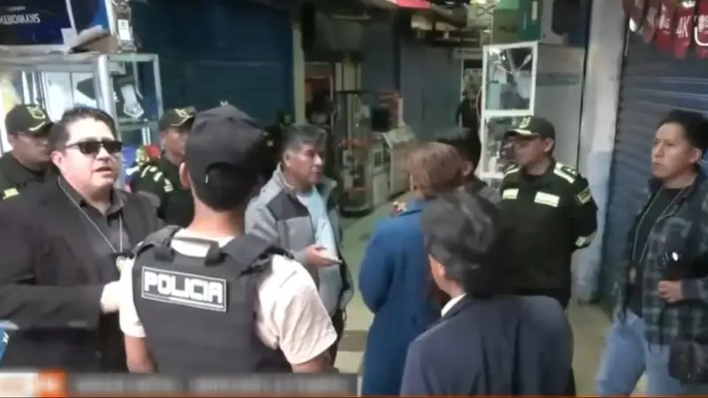 Atracan una tienda en un céntrico mercado en Cochabamba