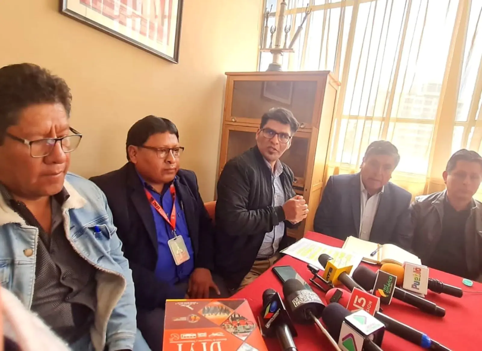 choferes y Gobernación tratarán tarifas intermunicipales e interprovinciales