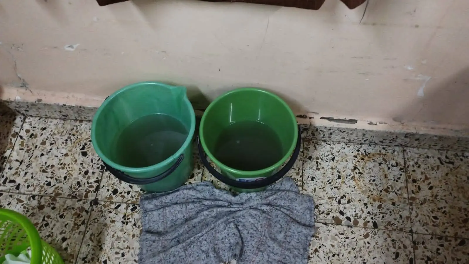 Lluvia causa inundación en una sala del Hospital de Clínicas de La Paz