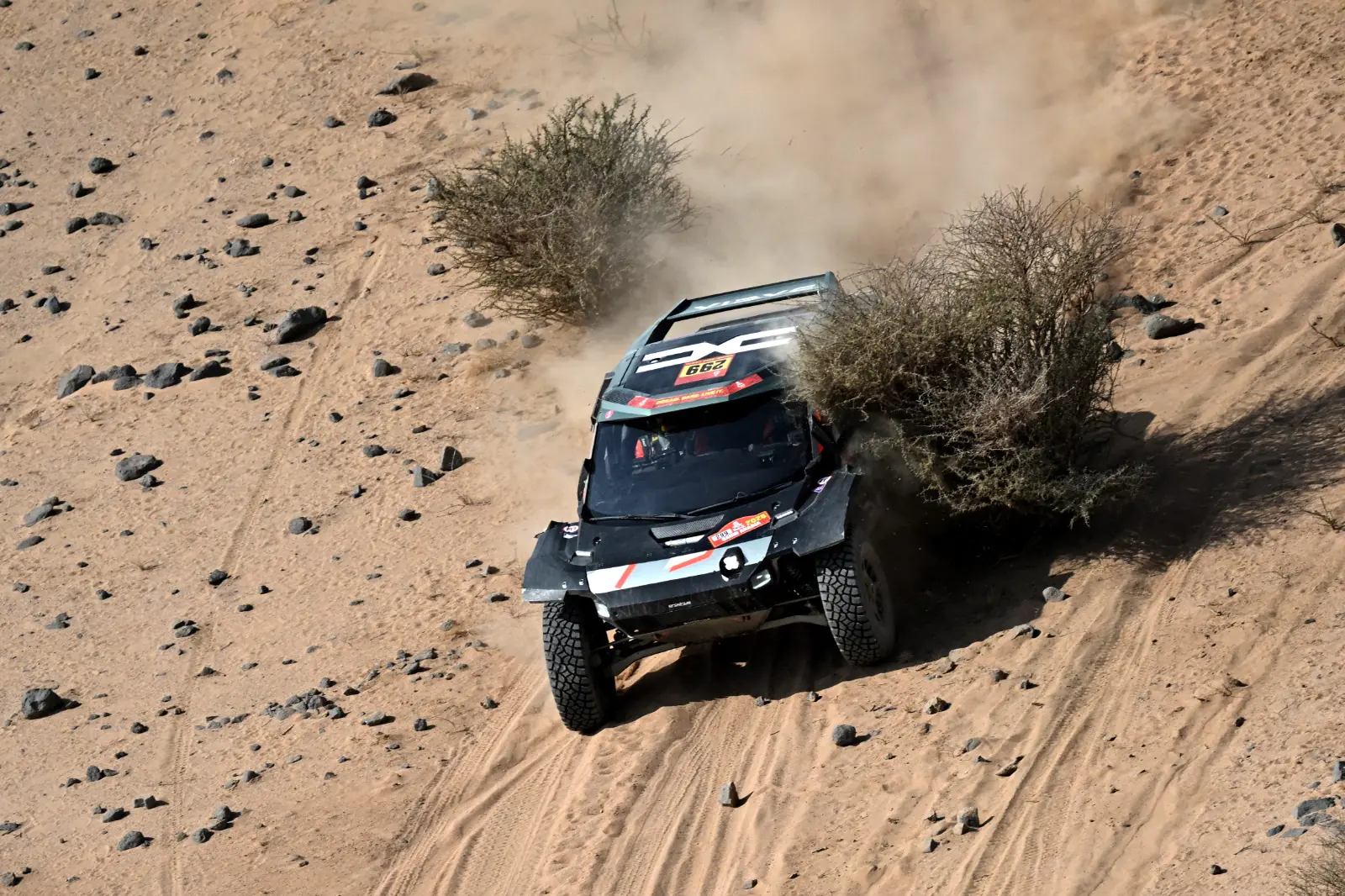 El qatarí Nasser Al Attiyah gana su 6° Rally Dakar en autos