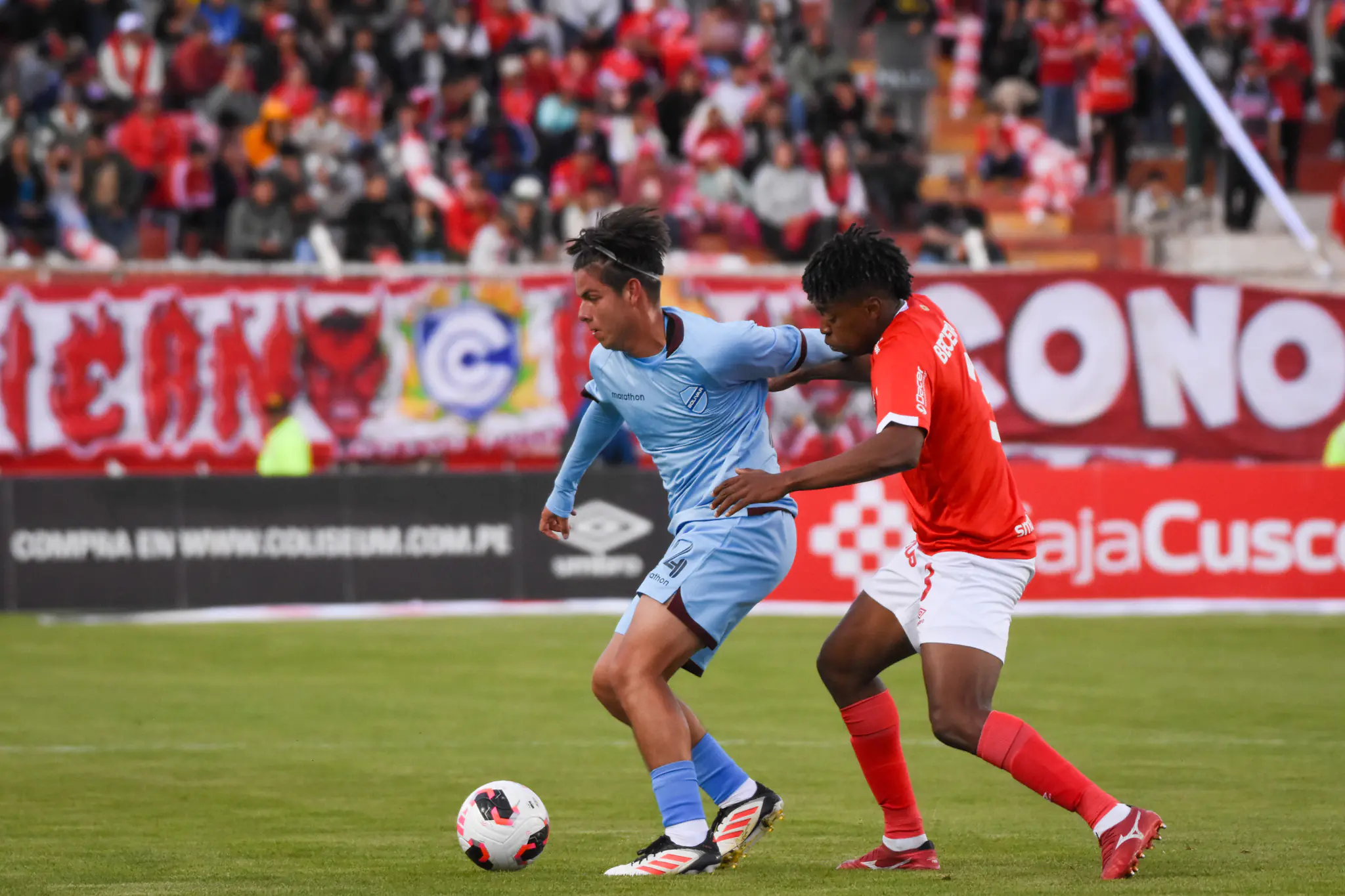 Bolívar iguala 1-1 con Cienciano en el Garcilaso de la Vega