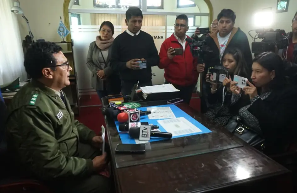 Interpol Bolivia reporta deportación de 34 bolivianos desde Chile