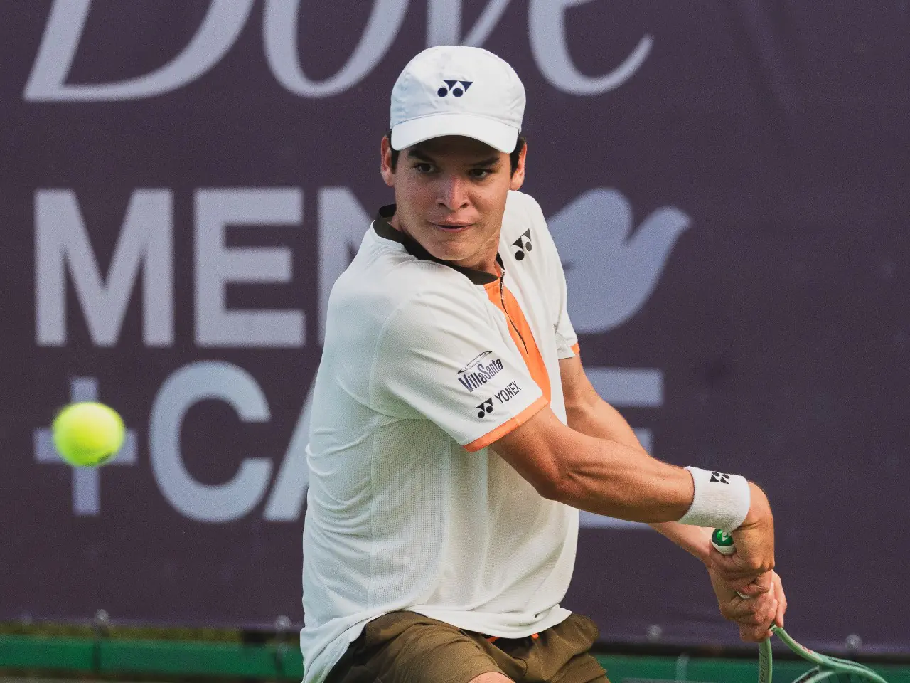 Prado da batalla en el Abierto de Australia ante el suizo Kym