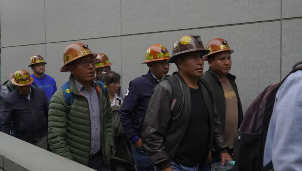 Gremiales, mineros y prestatarios no logran acuerdo con el Gobierno