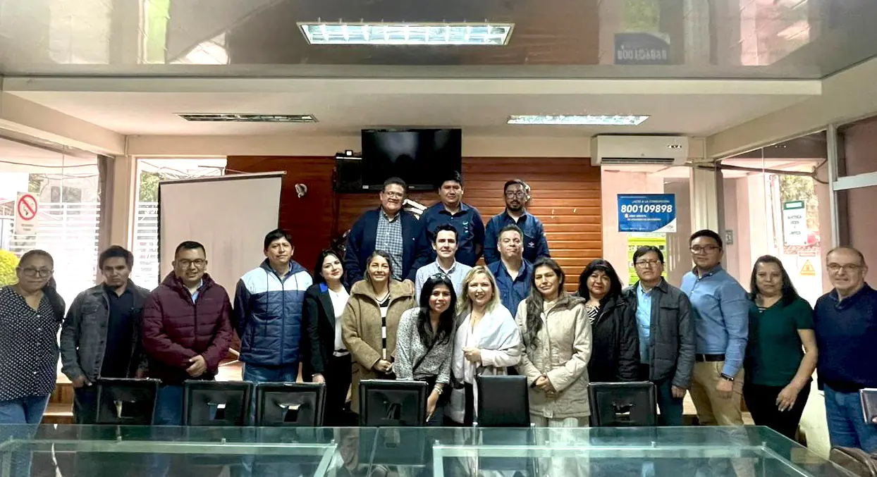 Asosur levanta emergencia tras acuerdos con YPFB por combustibles