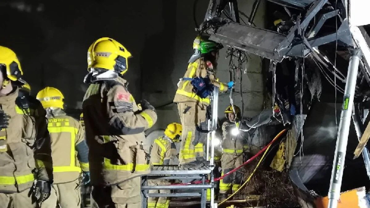 un muerto y cuatro heridos graves tras choque de tren cerca de Barcelona