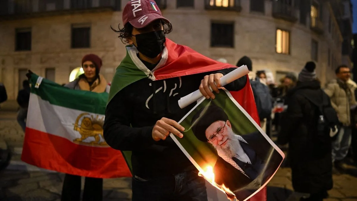 ¿Qué está pasando en Irán y por qué podría haber un cambio de régimen?