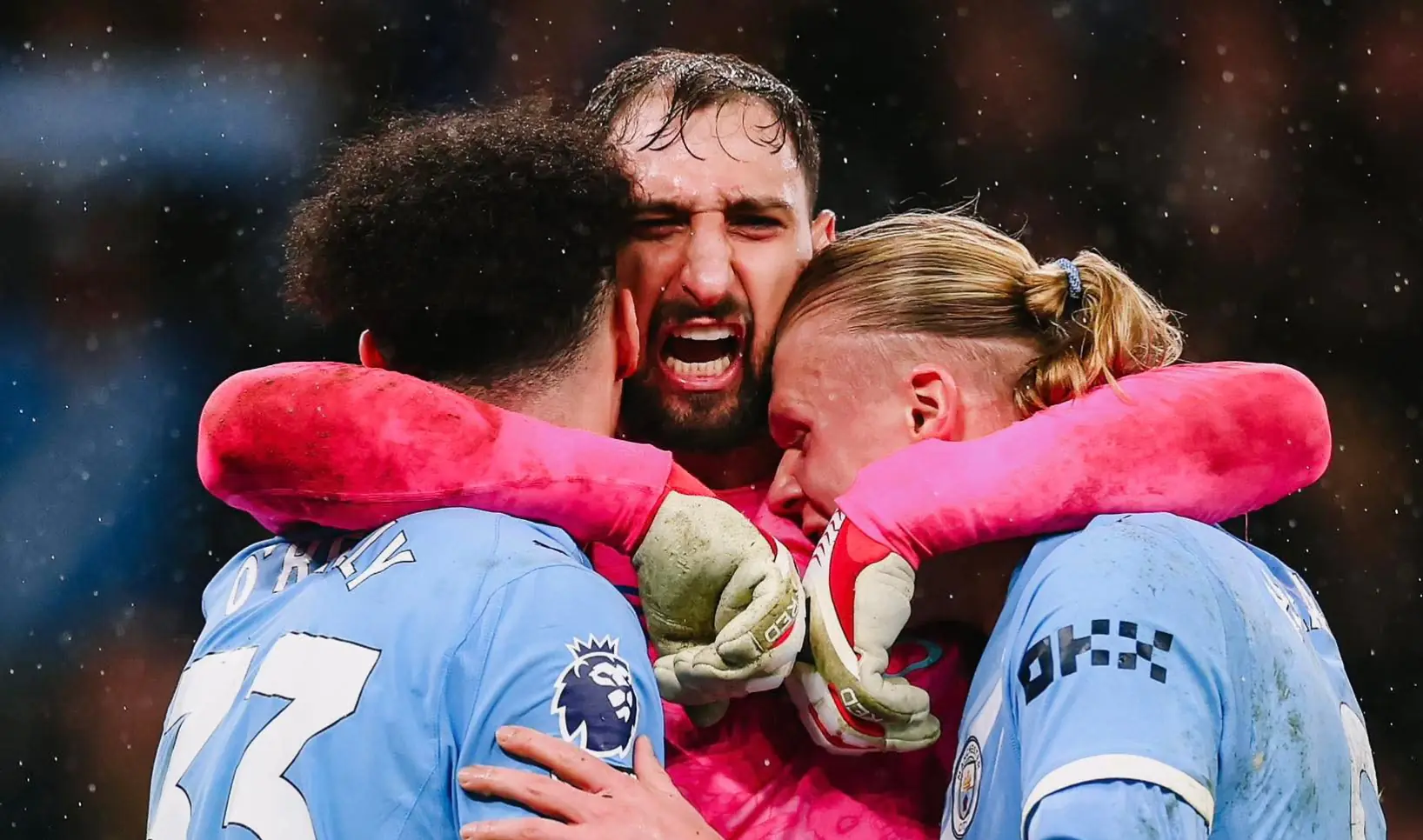Manchester City vence al Newcastle y le pisa los talones al Arsenal