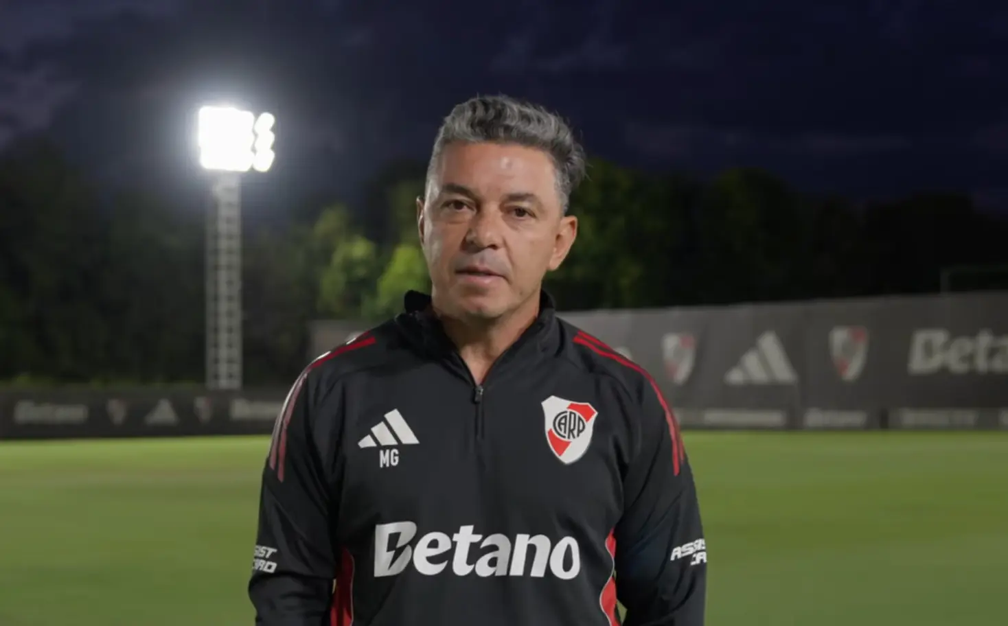 Gallardo anuncia su salida de River Plate tras malos resultados