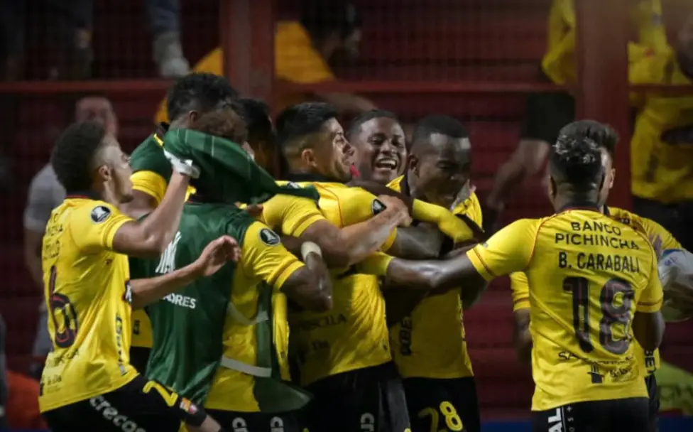 Barcelona sella su hazaña por penales en la Libertadores