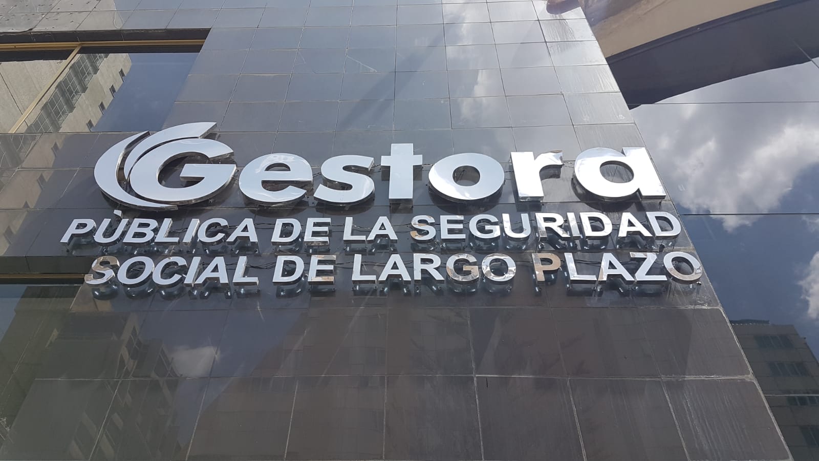 Comisión de Diputados pide nuevo informe a la Gestora