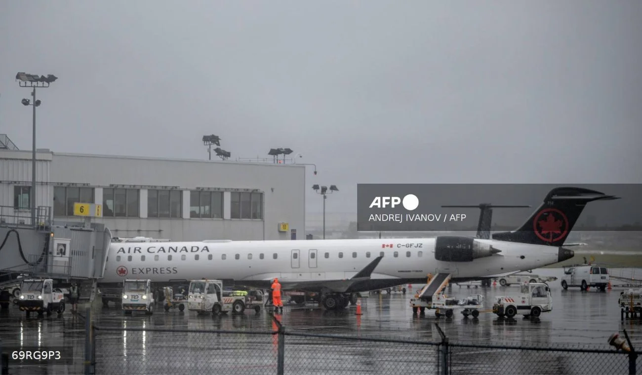 Dos muertos y trece heridos deja accidente aéreo en EE. UU.
