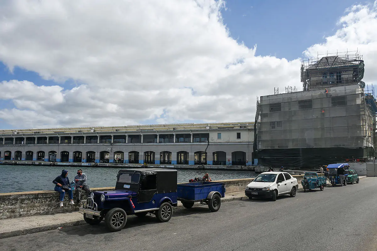 EEUU confirma que autoriza venta de petróleo a Cuba bajo condiciones