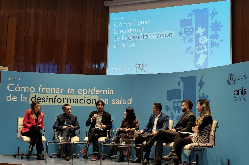 las “narrativas conspiranoicas” que ya suponen “un riesgo de salud pública”