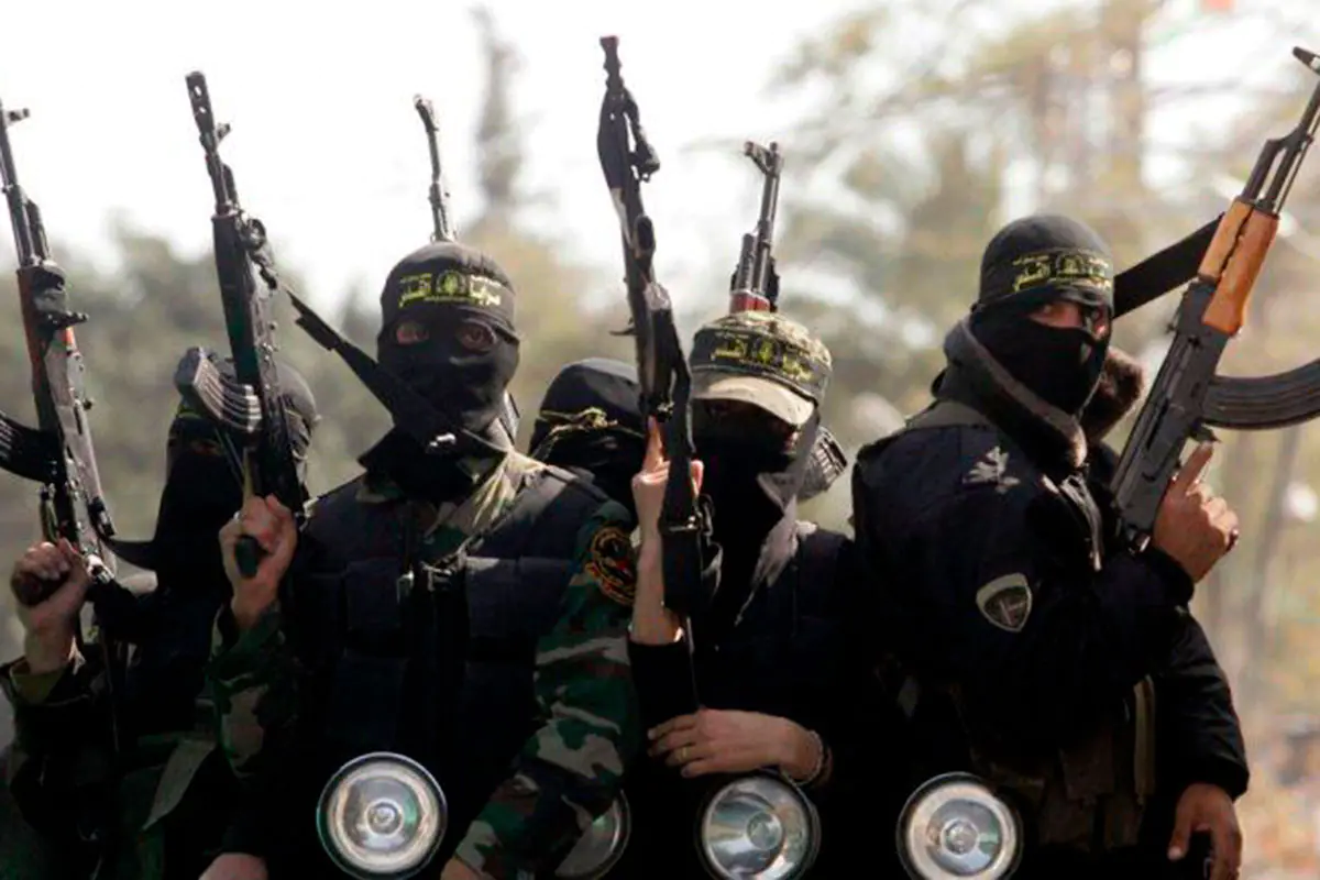 Grupo EI llama a sus militantes a combatir a gobierno sirio
