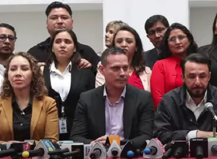 Libre propone comisiones especiales por caso Maletas y otros