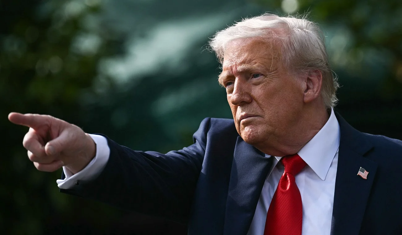 Trump publica un video racista de Barack y Michelle Obama y después lo borra