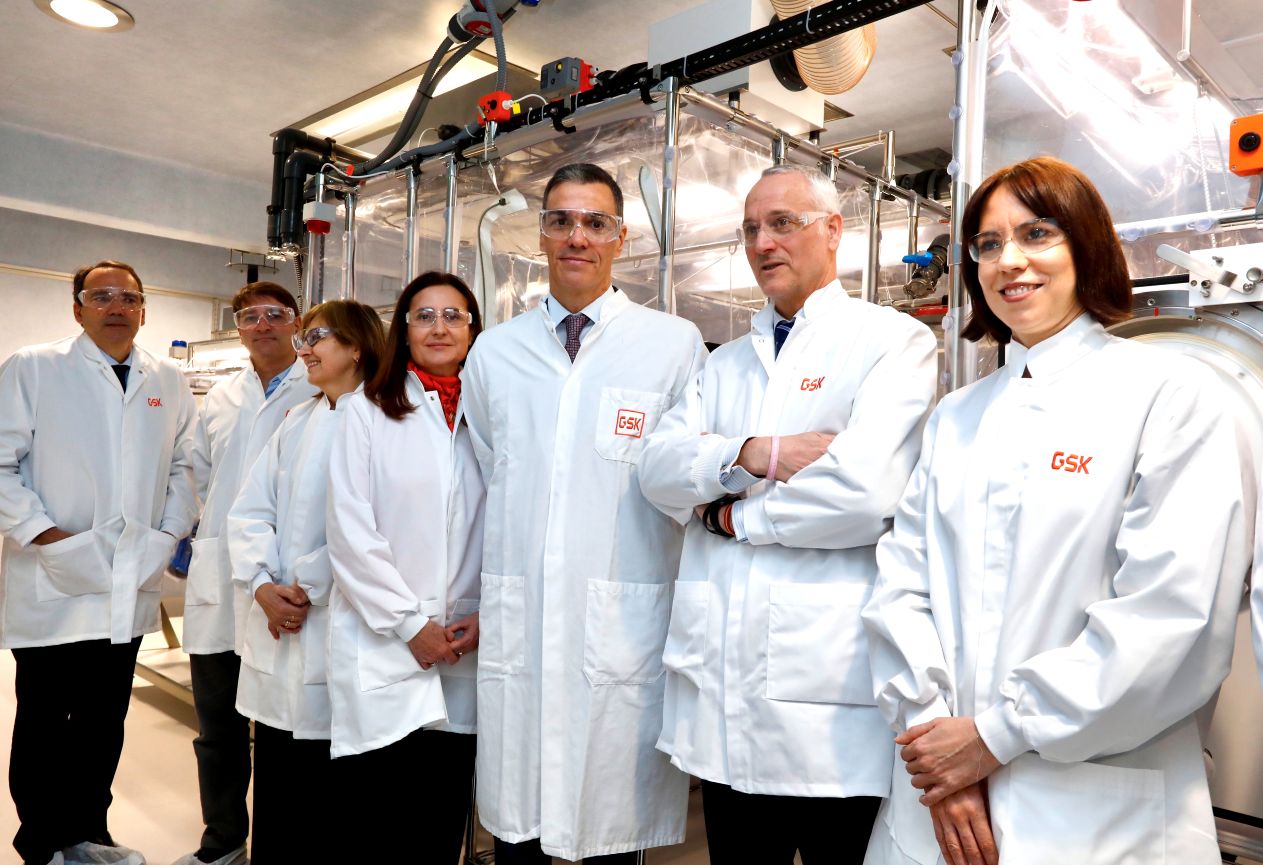 Sánchez visita el primer laboratorio de máxima bioseguridad BSL-4