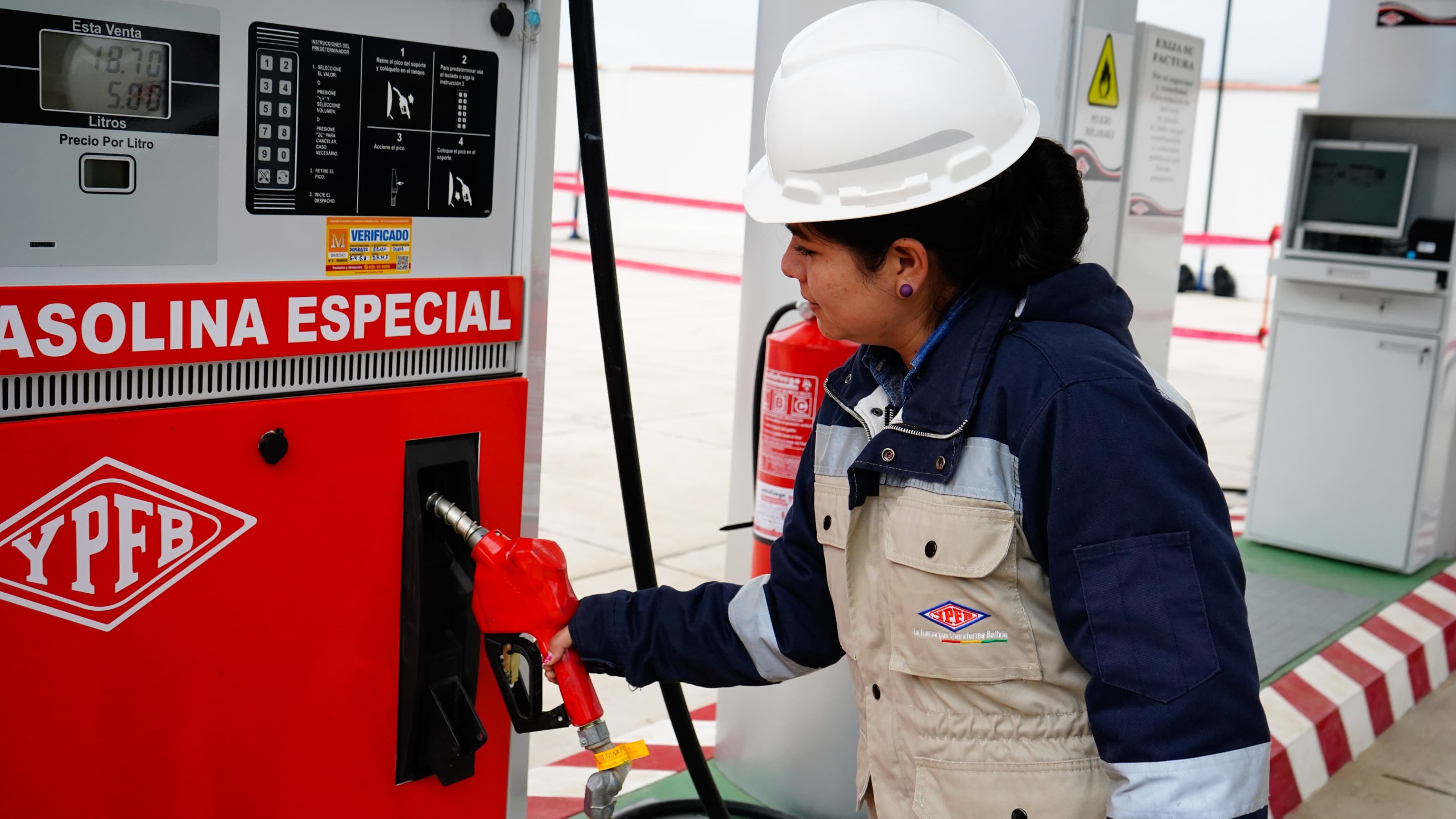En junio, YPFB revisará precio del combustible en Bolivia