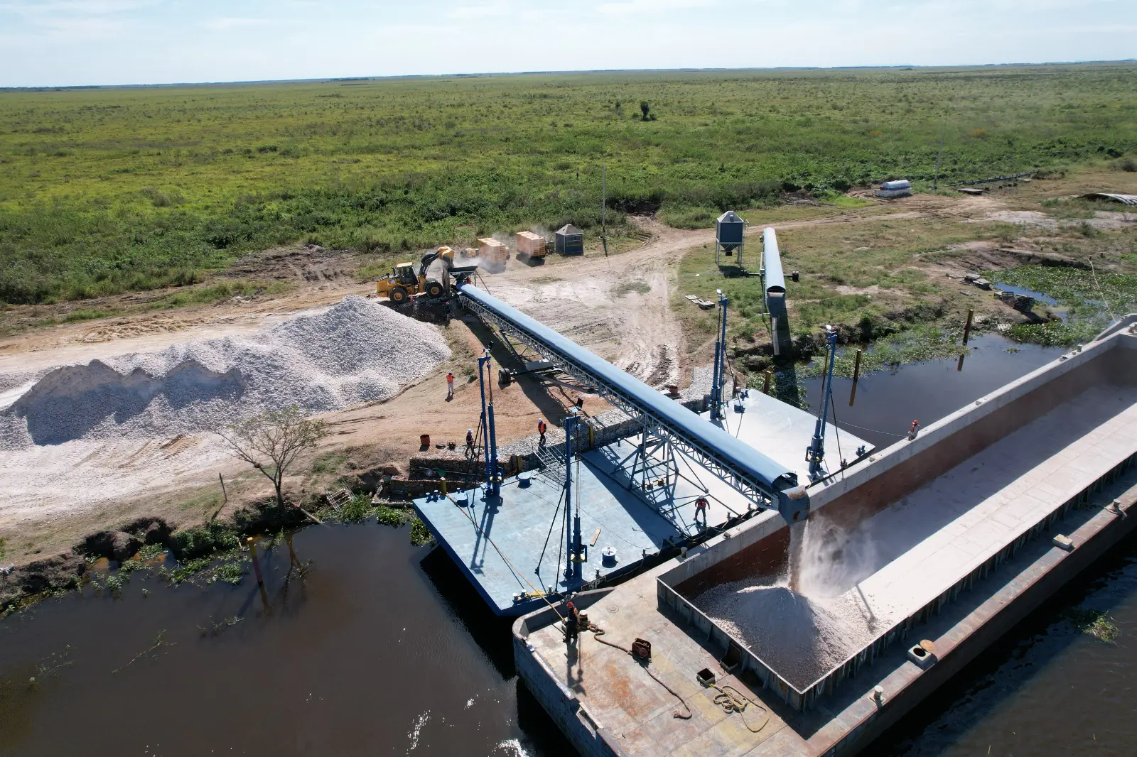 Tras firma de acta de entrega, ASP-B asume administración de Puerto Busch