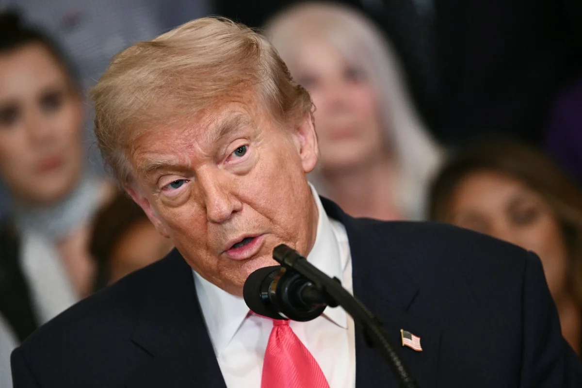 Trump afirma que nueve barcos de la Marina iraní fueron destruidos y hundidos