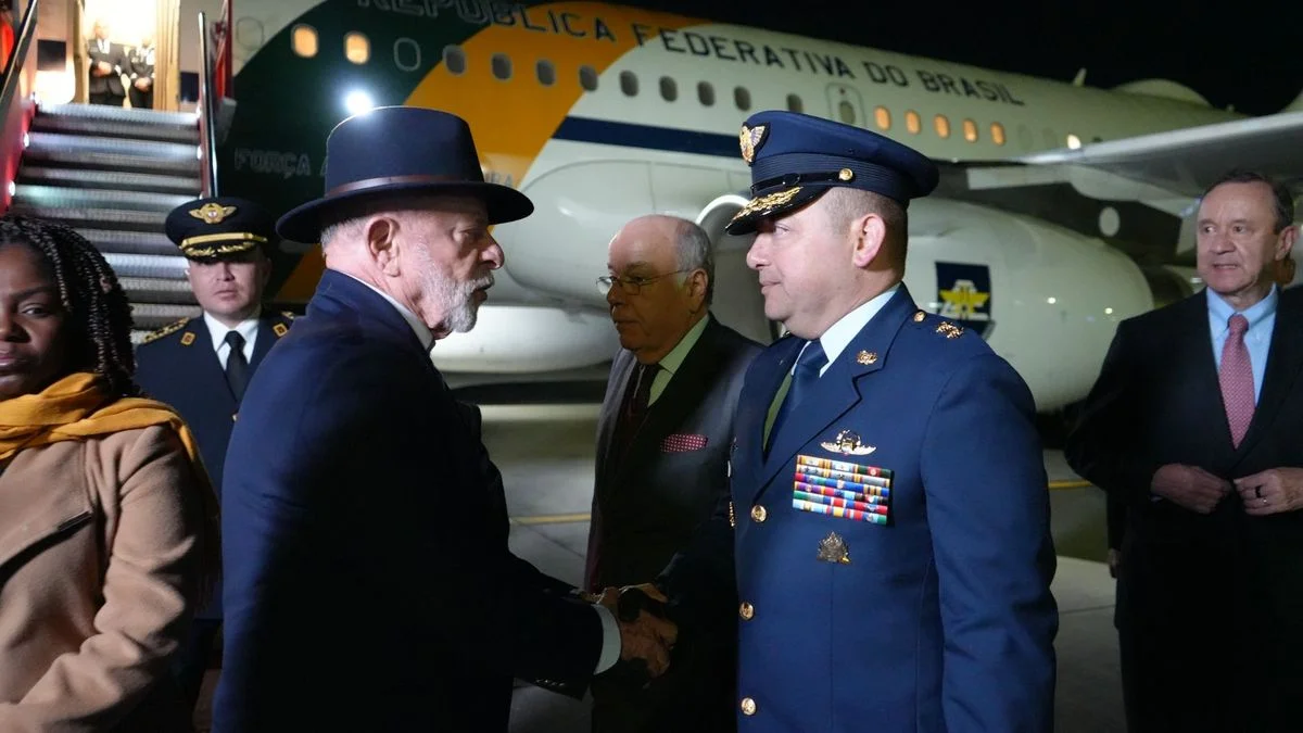 Lula llega a Bogotá para la cumbre de la CELAC