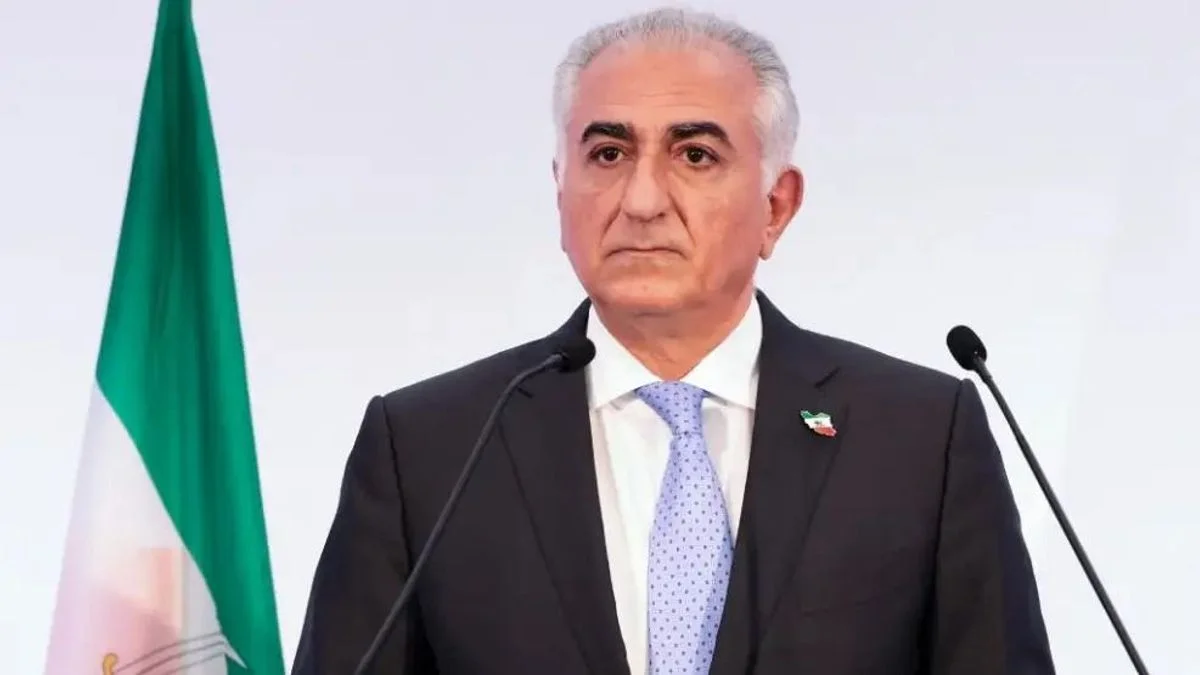 Reza Pahlavi afirma en un editorial que adoptará un rol capital en la transición en Irán