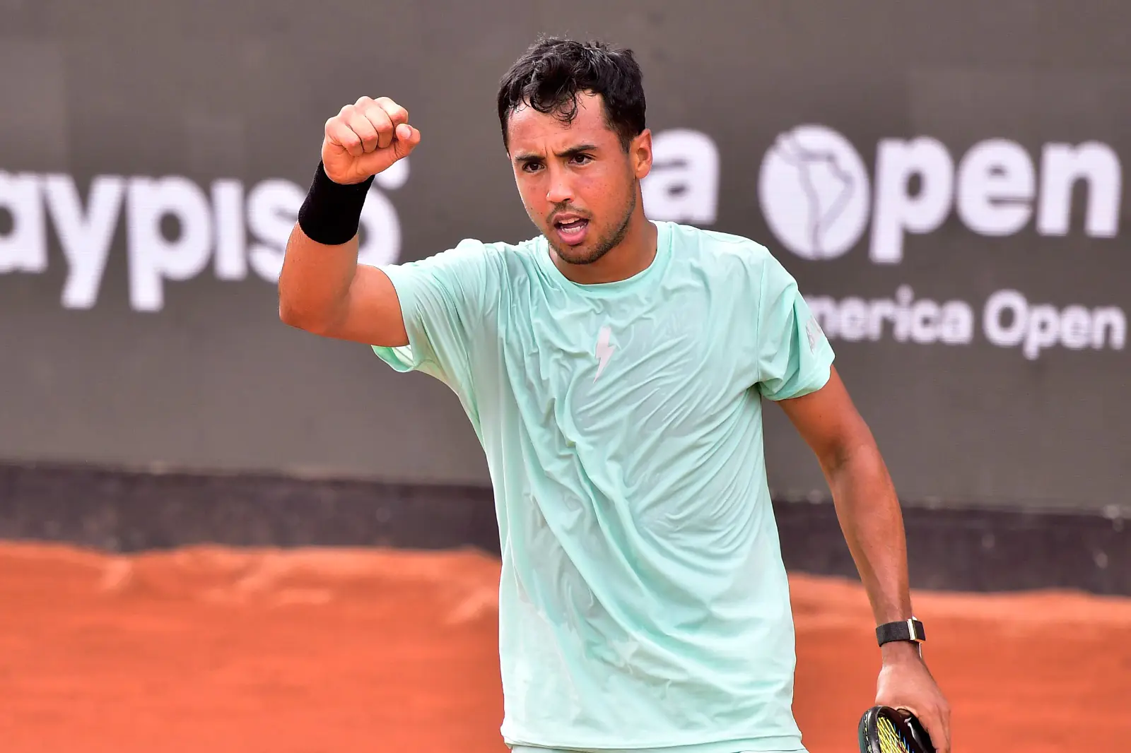 El tenista boliviano Dellien va a cuartos de final del Sarasota Open