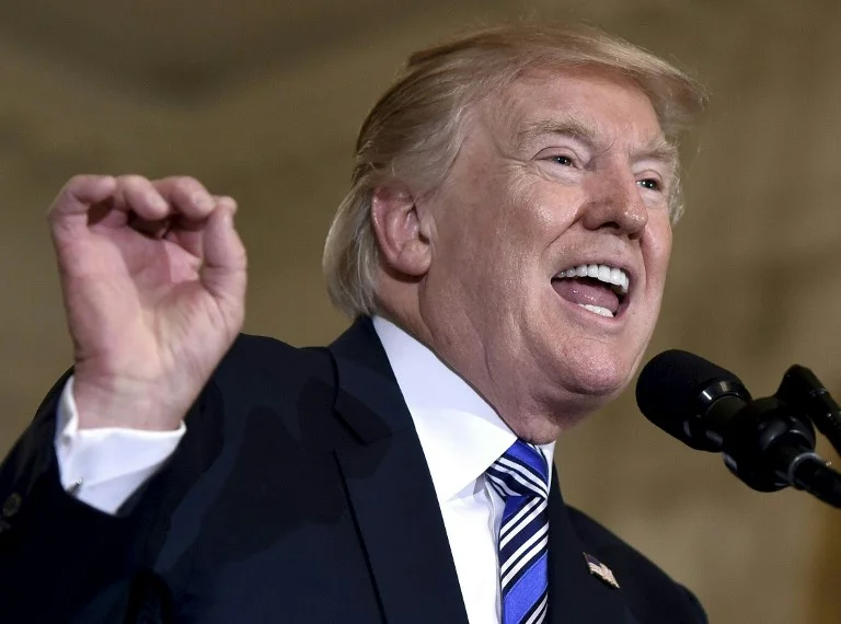 Trump sube la apuesta y amenaza con “eliminar” cualquier barco iraní que transite por el estrecho de Ormuz