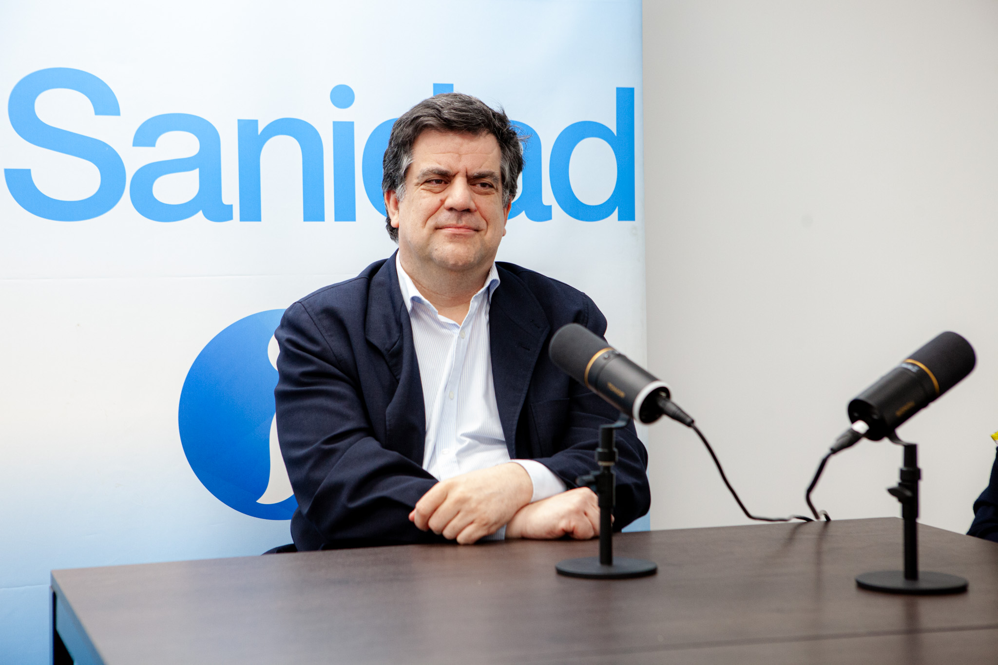 Ácido hialurónico en odontología: uso clínico, normativa y seguridad del paciente