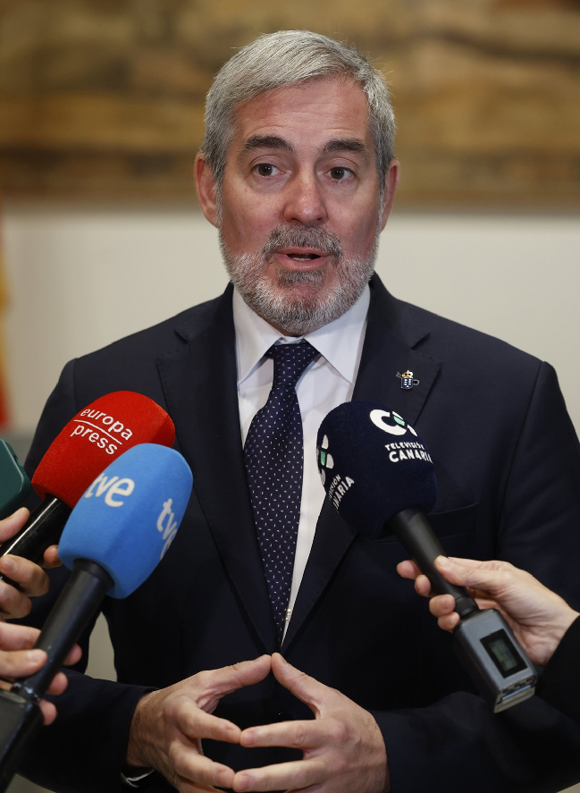 El presidente de Canarias rechaza que el crucero con hantavirus haga escala en sus puertos, tras comprometerse España con la OMS a recibirlo
