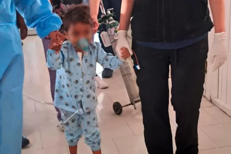 Defensoría gestiona cirugía para niño de la marcha indígena