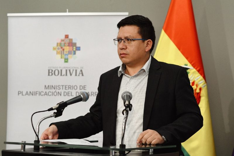 Exministro Cusicanqui declara ante la Fiscalía por caso Bonos Soberanos