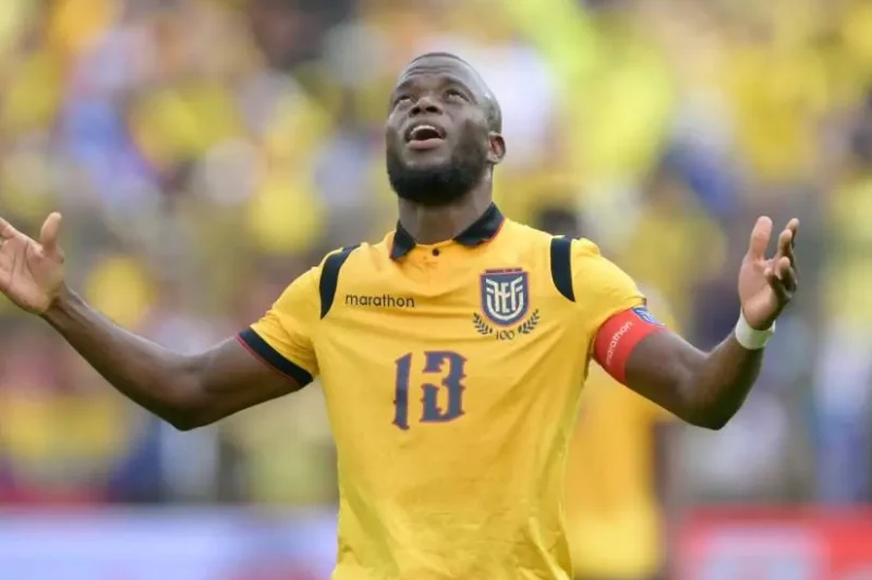 Enner Valencia, blanco de críticas cuando Ecuador se juega la vida
