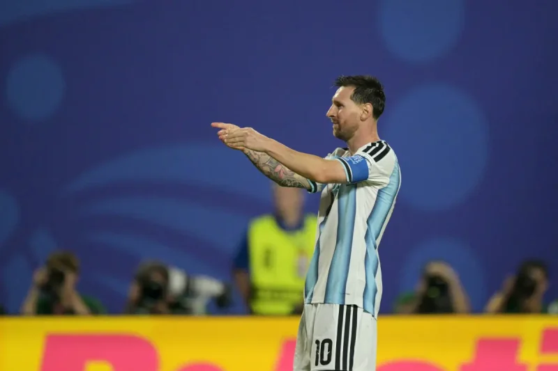 Messi pone al mundo a sus pies, Ronaldo debuta en el Mundial