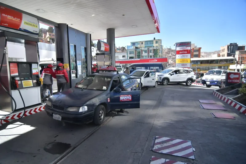 YPFB prevé normalizar suministro de combustibles la próxima semana