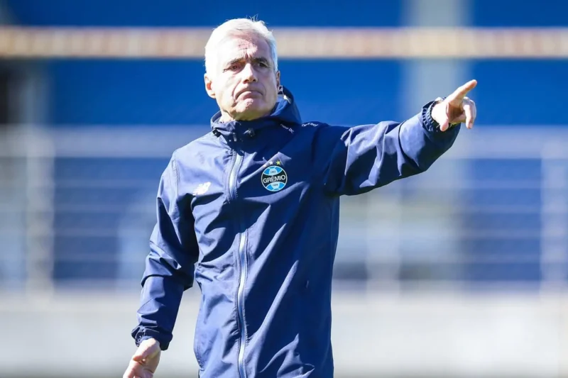 DT Luís Castro no viajará a La Paz con Grêmio para la Sudamericana