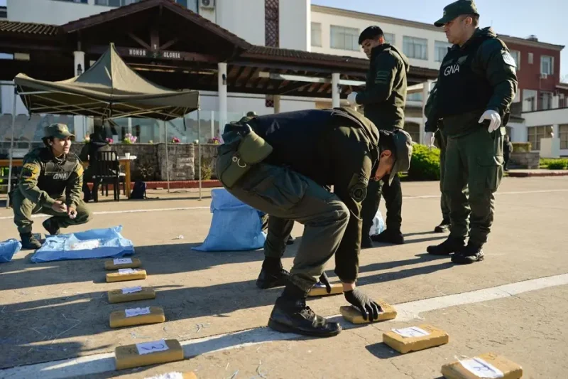 Al menos 80% de la droga decomisada tendría origen boliviano