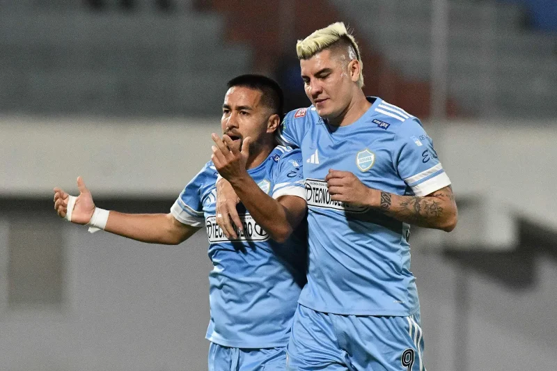 Aurora vence 3-2 a ABB, que dejó ir el empate
