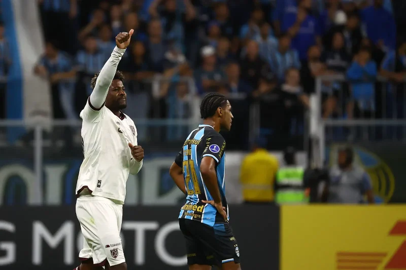 Triunfazo de Bolívar en Brasil, que va a octavos de la Sudamericana