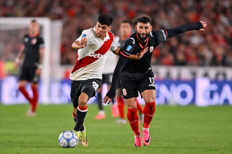 River inicia el torneo argentino con derrota ante Barracas Central